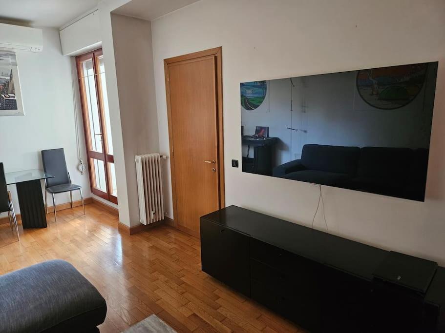Two Bedrooms Design In The Heart Of Padua Appartamento *